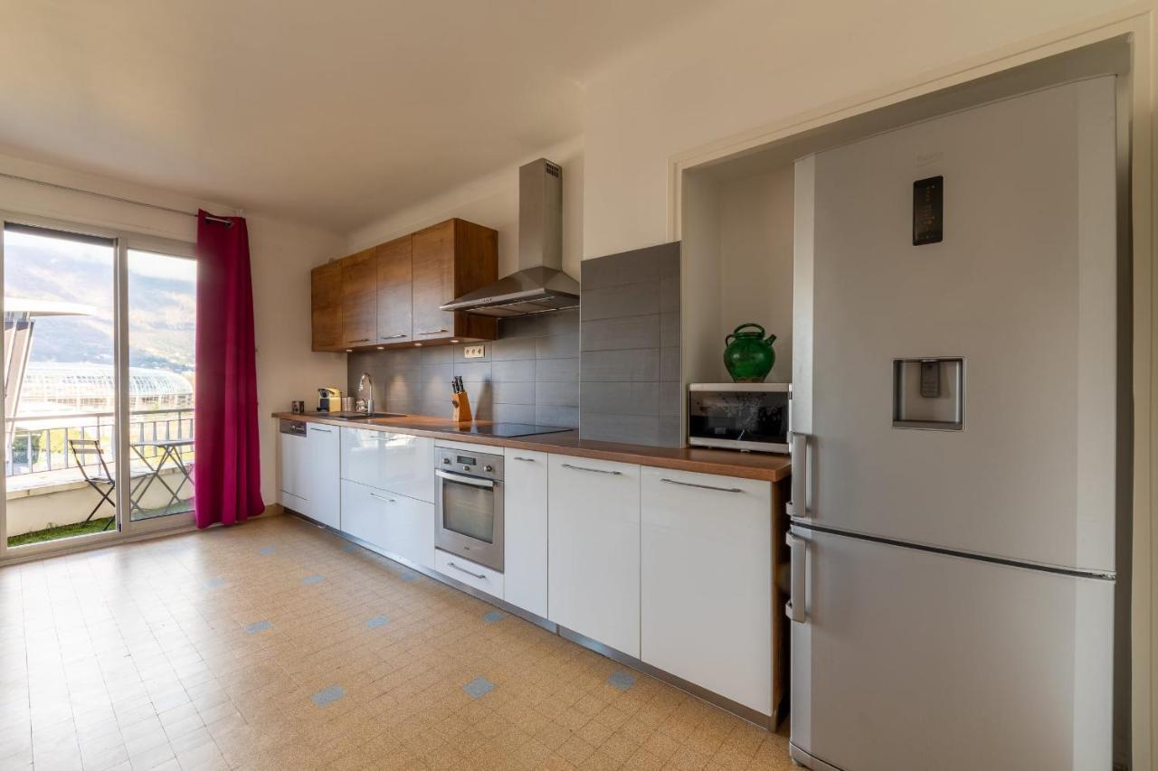 Appartement des 4 Saisons, 80m², 6P, lumineux et traversant Grenoble Extérieur photo
