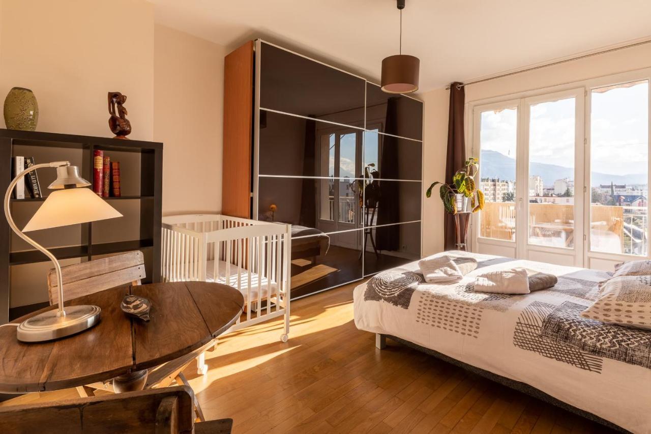 Appartement des 4 Saisons, 80m², 6P, lumineux et traversant Grenoble Extérieur photo